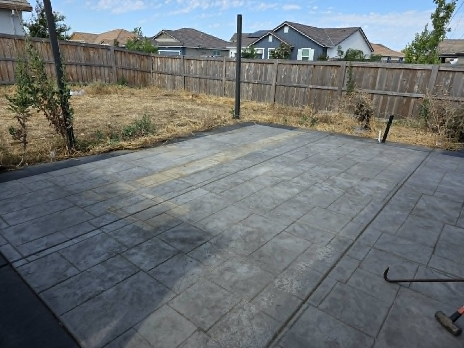 Clean Slate Hauling and Removal patio after cleanup